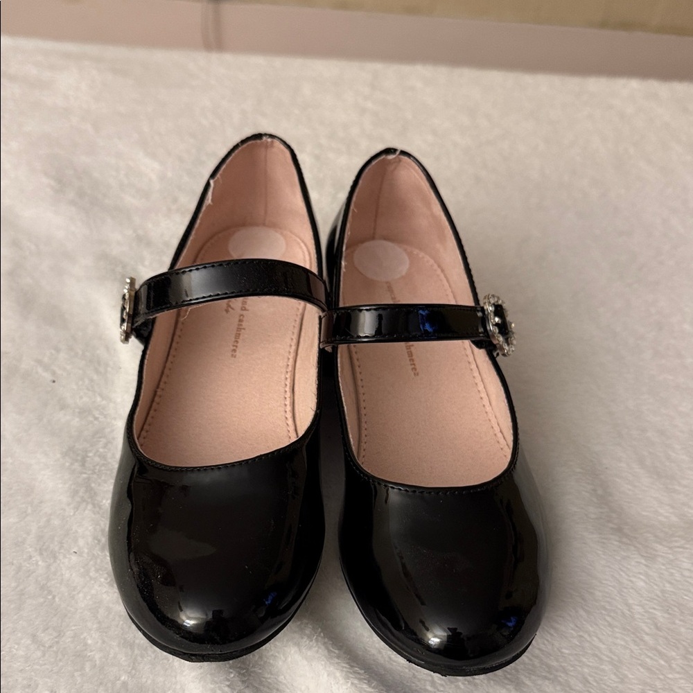 cupcakes & cashmere Black Patent Kids Dress Shoes